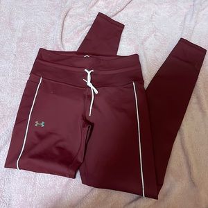 Like new condition Under Armour leggings